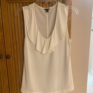 Lovely Ann Taylor top with soft V neck subtle ruffle.